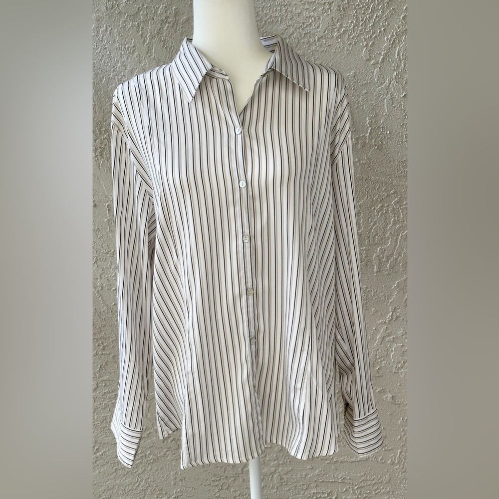Chico”s Blouse white brown gold pin stripe long sleeve collar preppy top Size 1
